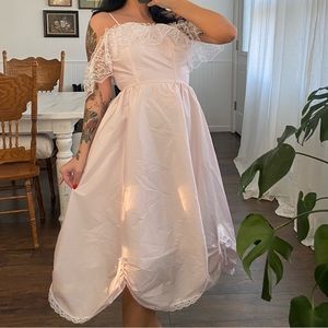 Vintage Pastel pink lace trim fairytale princess ball gown